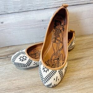Rock & Candy Aztec Pattern Flats